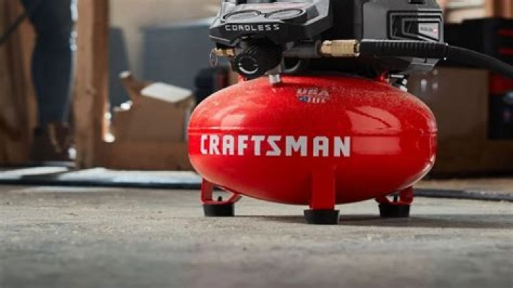 Who makes Craftsman compressor?