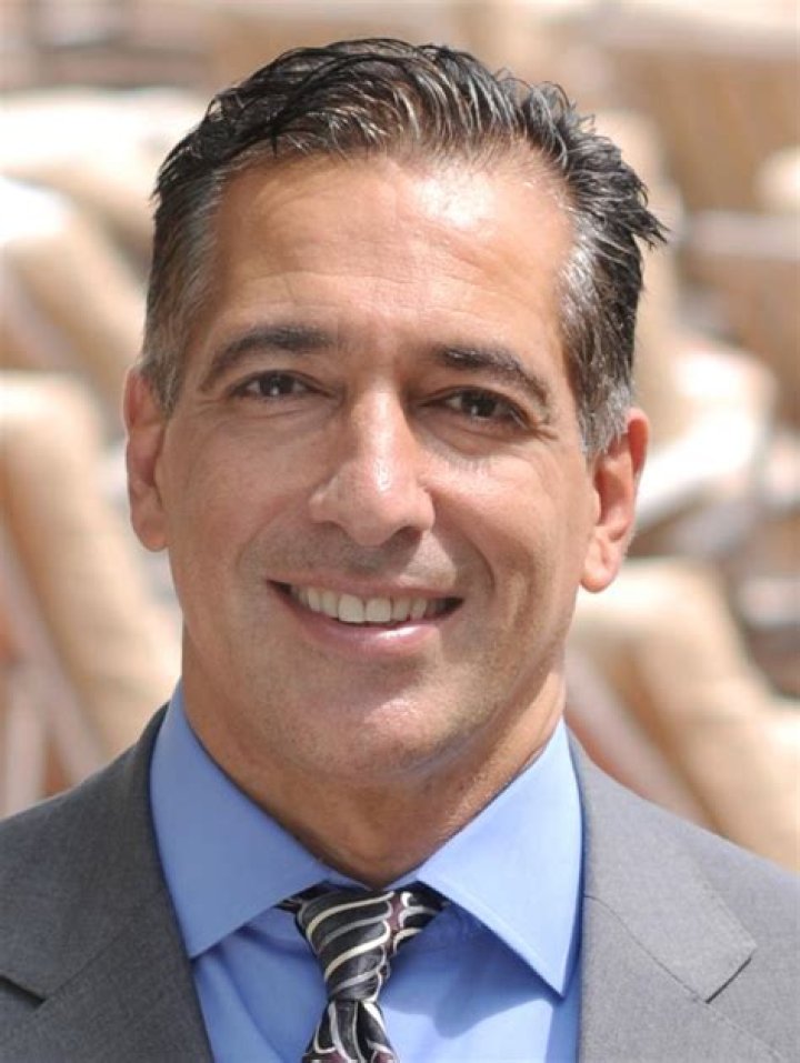 Who owns Lifetime Fitness?