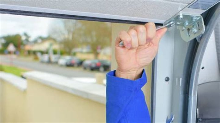 Why did my garage door buckle?