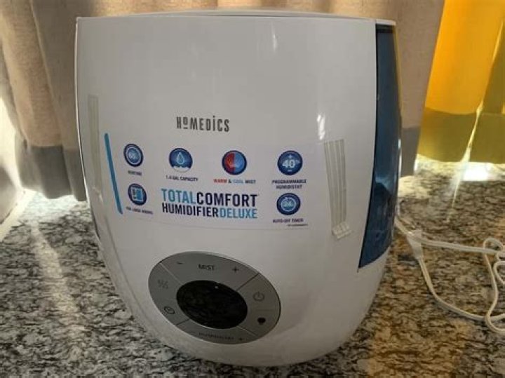 Why is my HoMedics humidifier leaking?