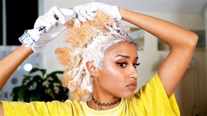 Will bleaching hair kill head lice?