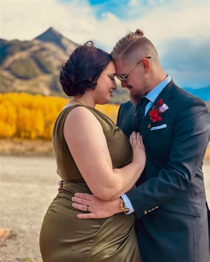 Your Narrator Net Worth, Age, Girlfriend, Family, Biography & More